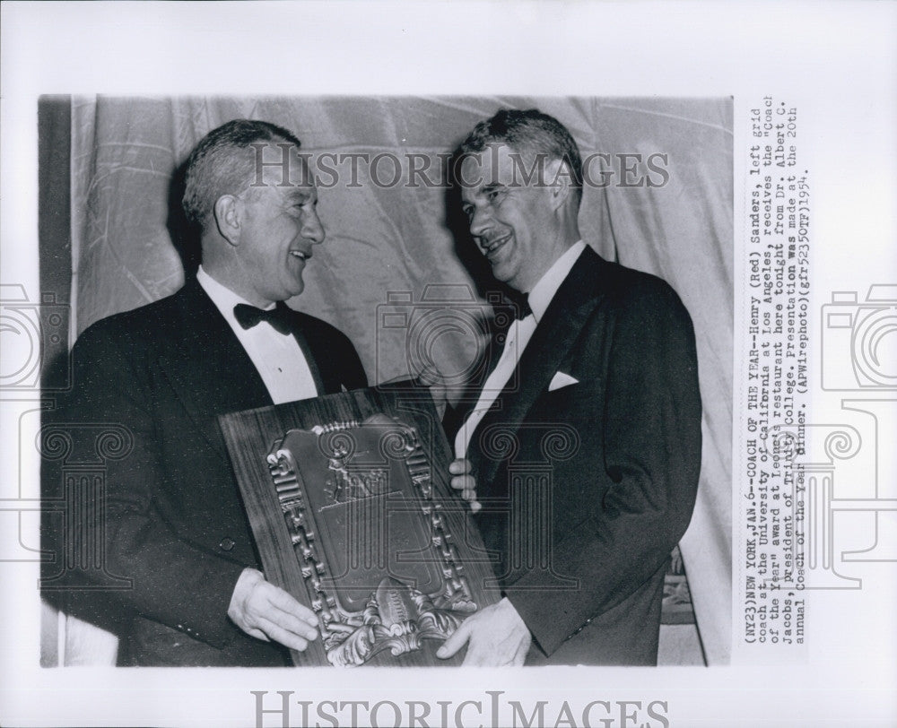 1954 Press Photo Henry Sanders,UCLA coach &amp; Dr Albert Jacobs - Historic Images