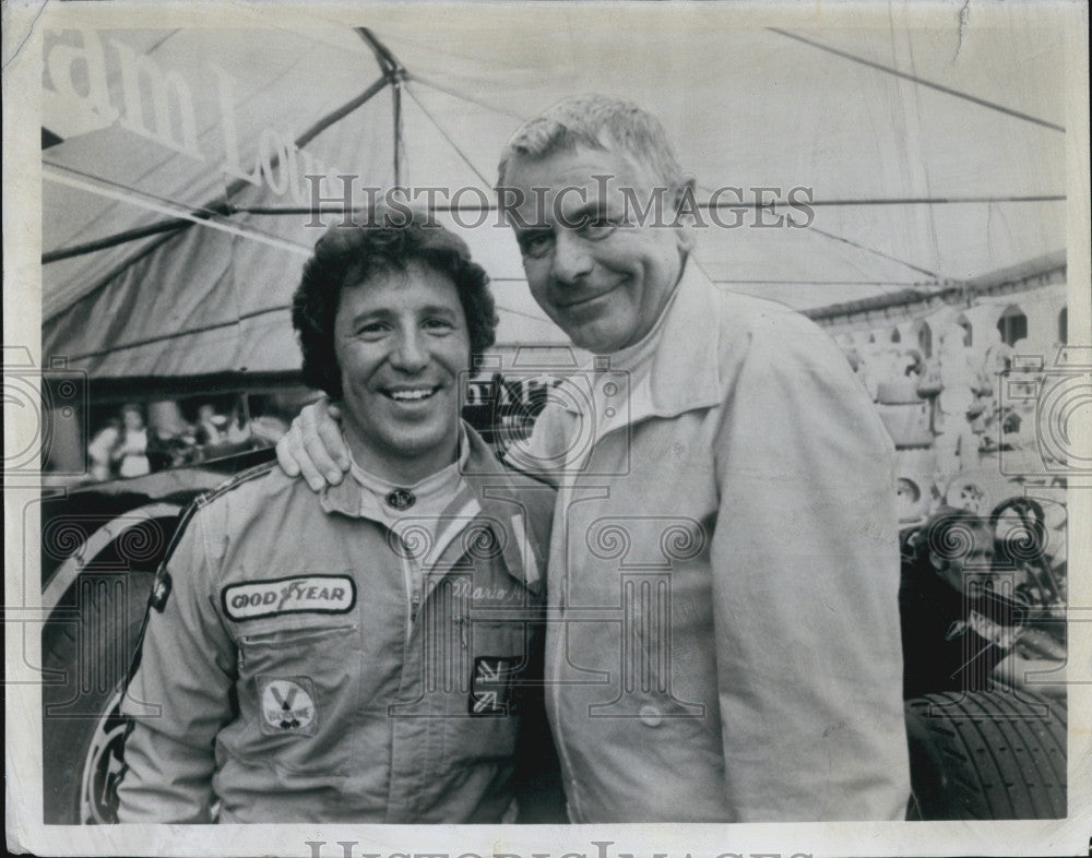 1978 Press Photo Race Car Driver Mario Andretti Host Glenn Ford Life at the - Historic Images