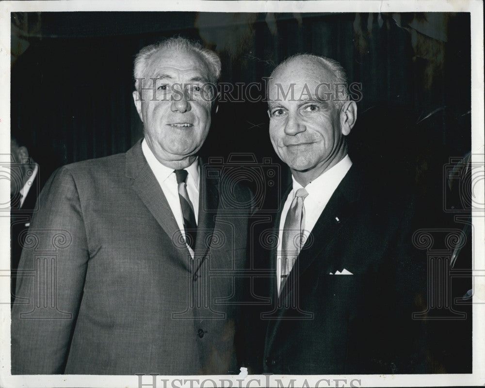 1965 Press Photo Ford Frick And William Eckert - Historic Images