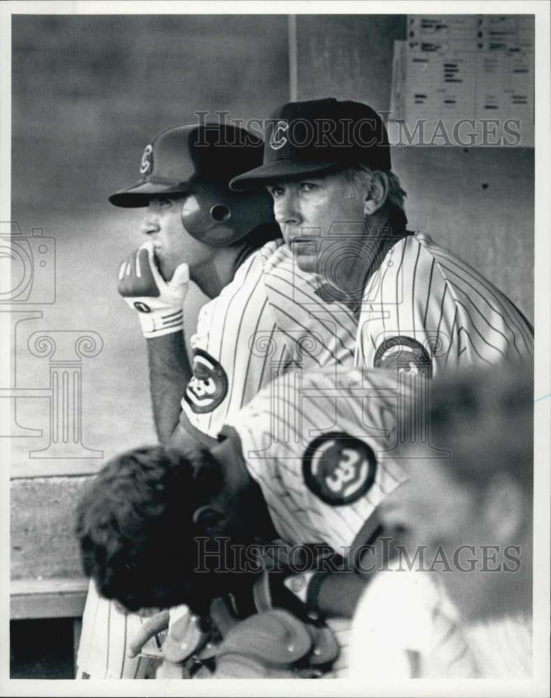 1987 Press Photo Chicago Cubs manager Gene Michael with Paul Noce - Historic Images