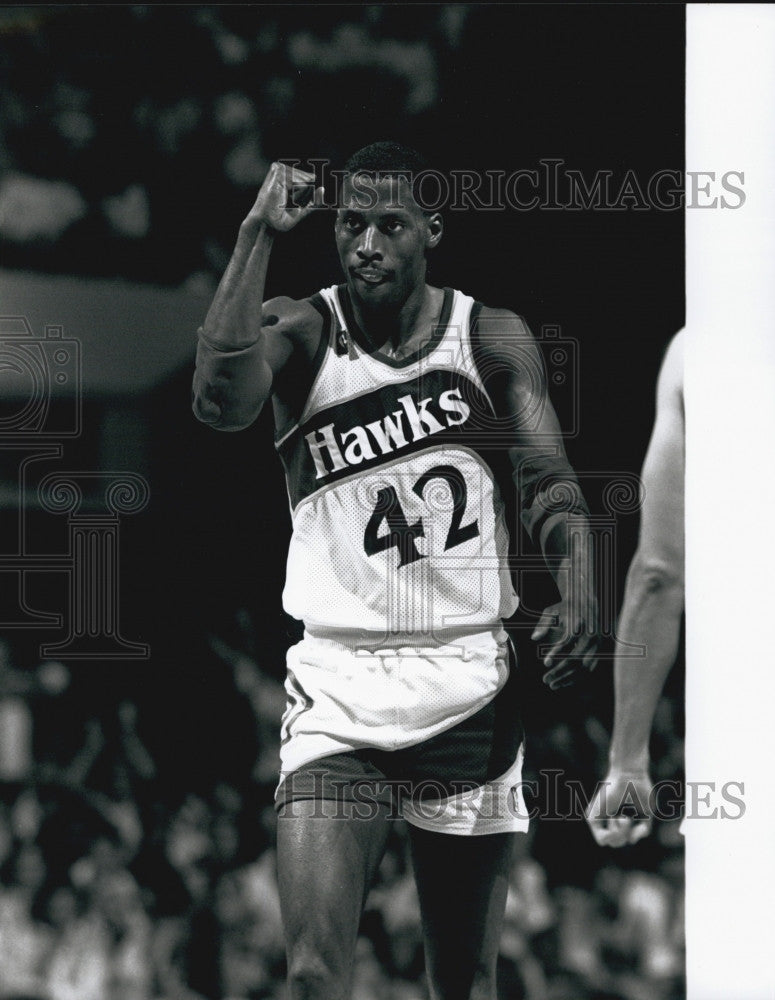 1989 Press Photo Kevin Willis of the Atlanta Hawks - Historic Images