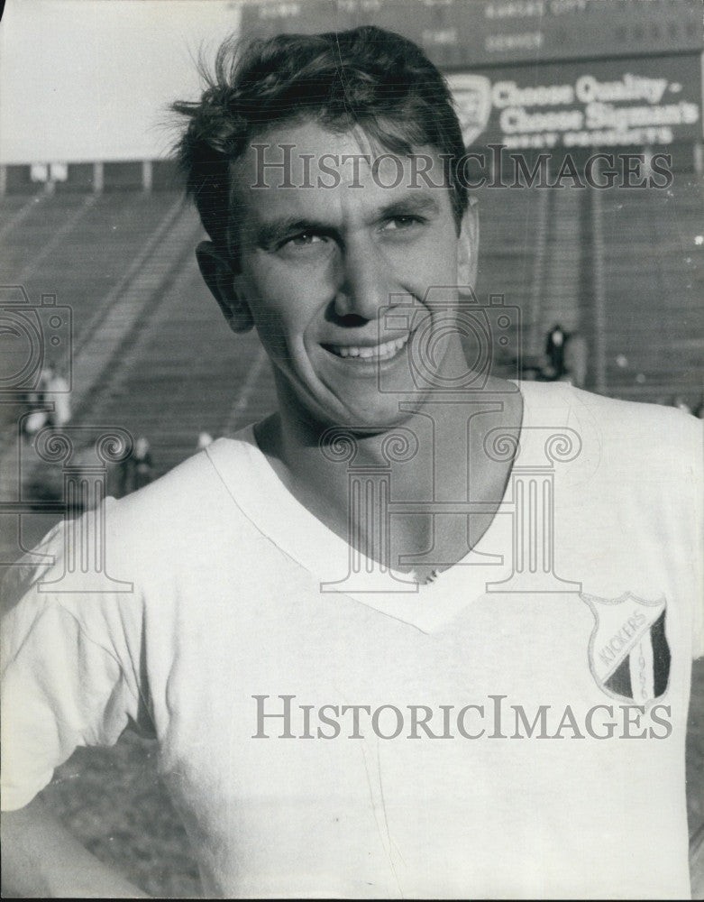 1964 Press Photo Sergio Carvacho Soccer Player University of Denver - Historic Images