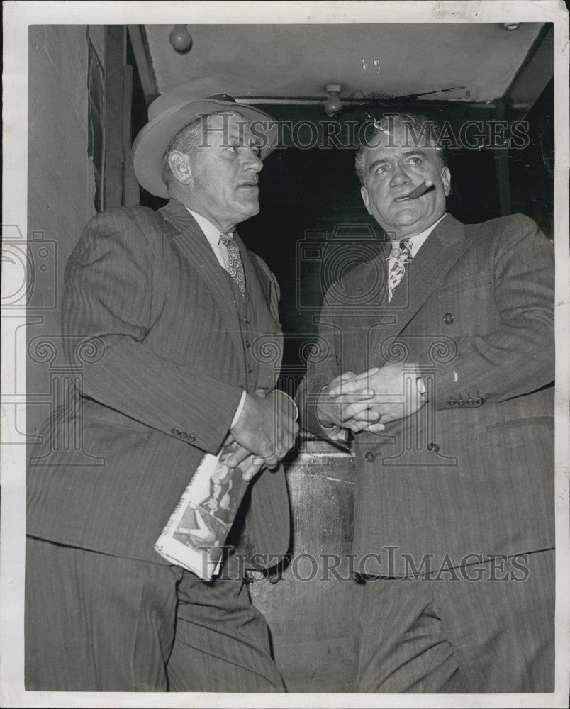 Press Photo O'Neil And Gumm - Historic Images