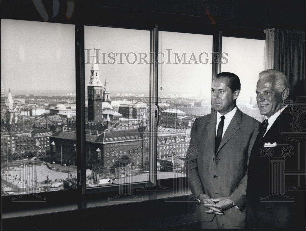 1966 Press Photo Alberto Kappenberger & H deFine Nyobe, hoteliers - Historic Images
