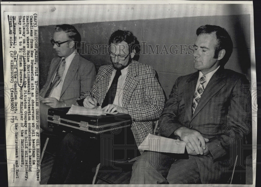 1973 Press Photo Canadian Observors At Oil Hearings - Historic Images