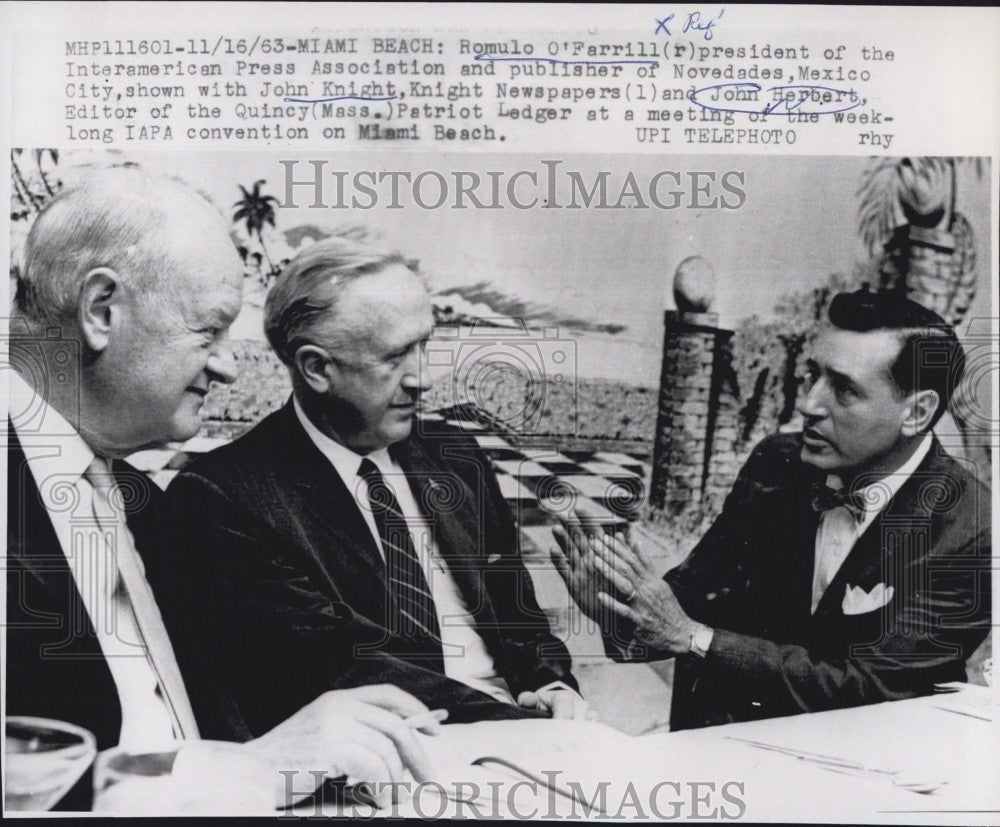 1963 Press Photo Romulo O&#39;Farrill,John Knight &amp; John Herbert - Historic Images