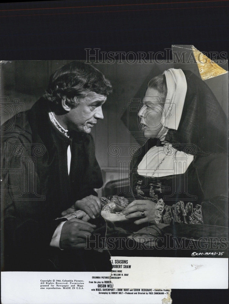 1967 Press Photo Wendy Hiller and Paul Scofield in scene from "For All Seasons" - Historic Images