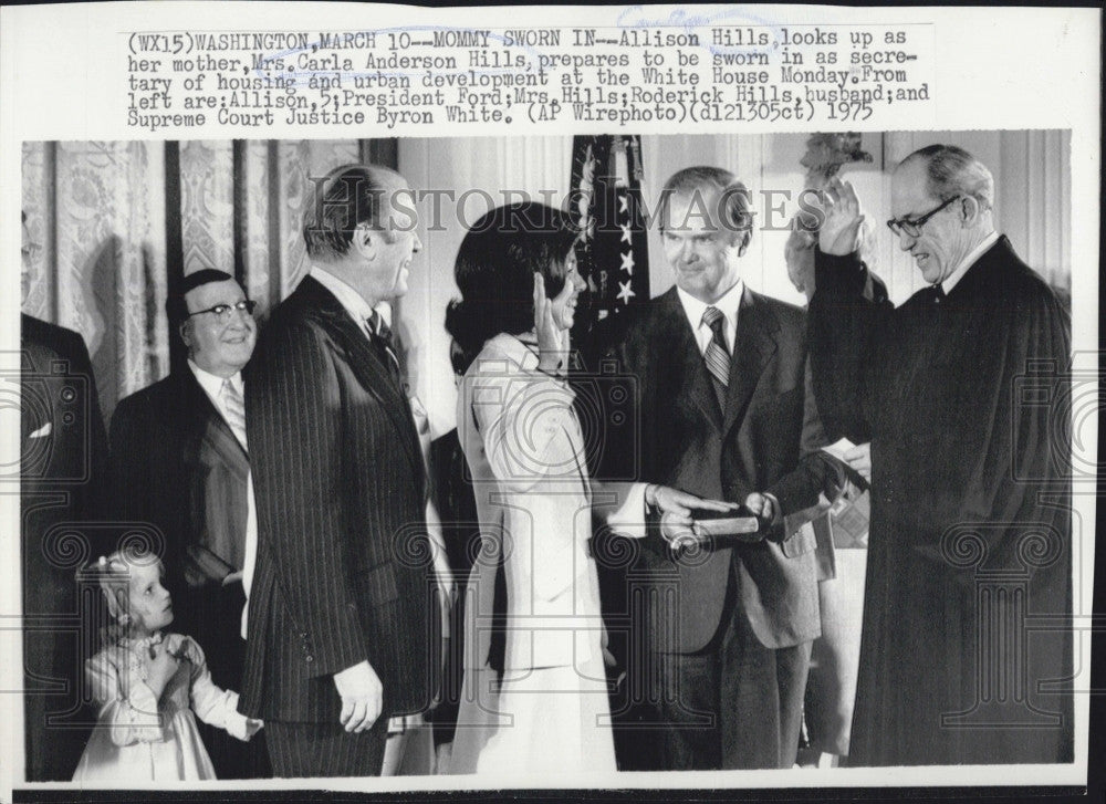 1975 Press Photo Allison Hills,mom Carla, Pres Foed R Hills &amp; Justice B White - Historic Images