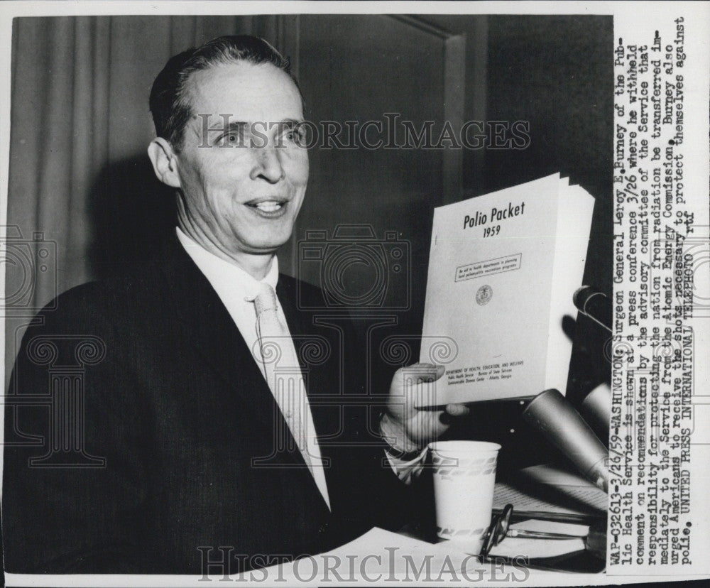 1959 Press Photo Surgeon Gen. Leroy Purney shown at the press conference - Historic Images