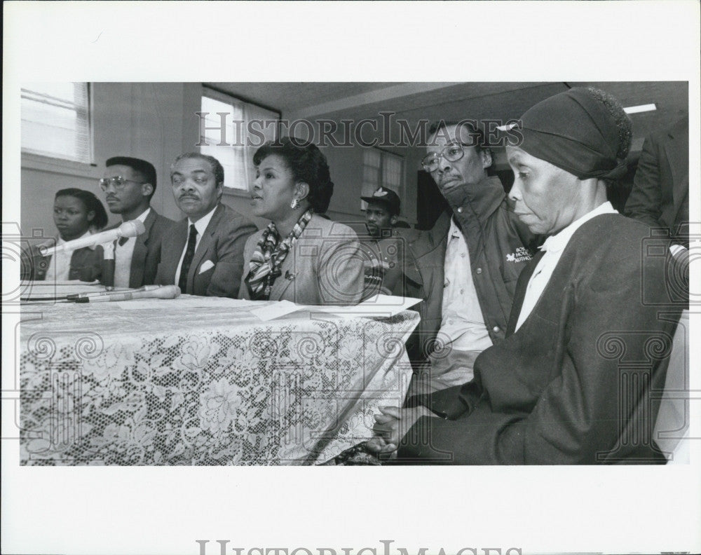 1989 Press Photo Robert Carr, Paul Carr, Charles Yancey, Shirley Owens Hicks - Historic Images