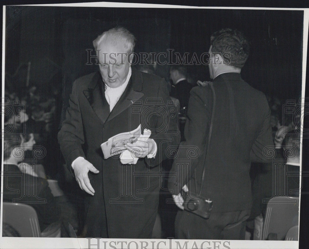 1952 Press Photo Conductor Maestro Leopold Stokowski - Historic Images