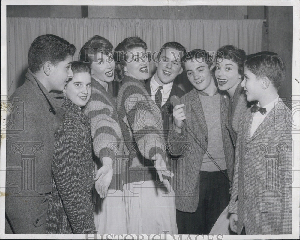 1958 Press Photo Steve Zimbone, Leonard Doucette, Chris and Phyllis McGuire - Historic Images