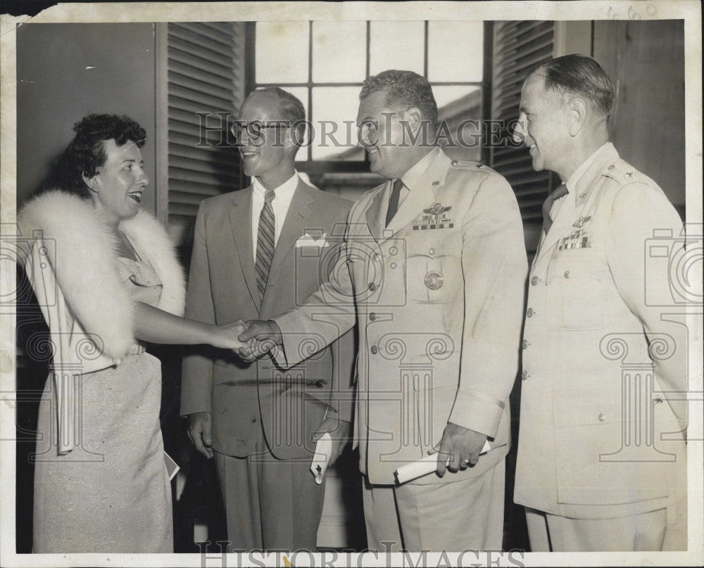 1956 Press Photo Margaret McGovern, Frederick Ayer Jr., Brig. Gen. Arno Luehman - Historic Images