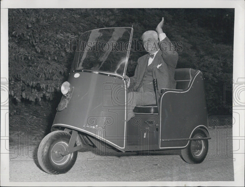 1954 Press Photo Elder statesman &amp; financier Bernard Baruch - Historic Images