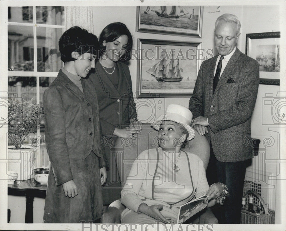 1966 Press Photo Mrs Endicott Peabody,Dr Don A Orion,R Goldberg & Mrs C Basie - Historic Images