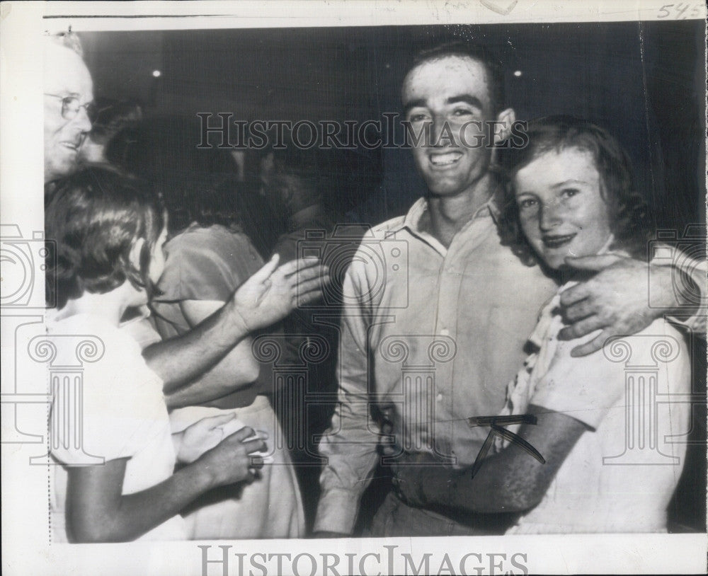 1946 Press Photo Harry T Mikell and his sisters ,Justifiable homicide - Historic Images