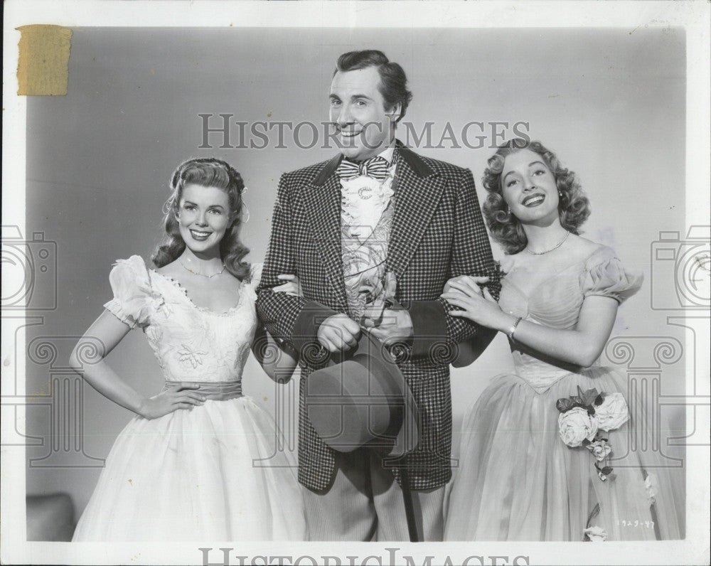 1958 Press Photo Eileen Christy,Ray Middleton, Muriel Lawrence - Historic Images