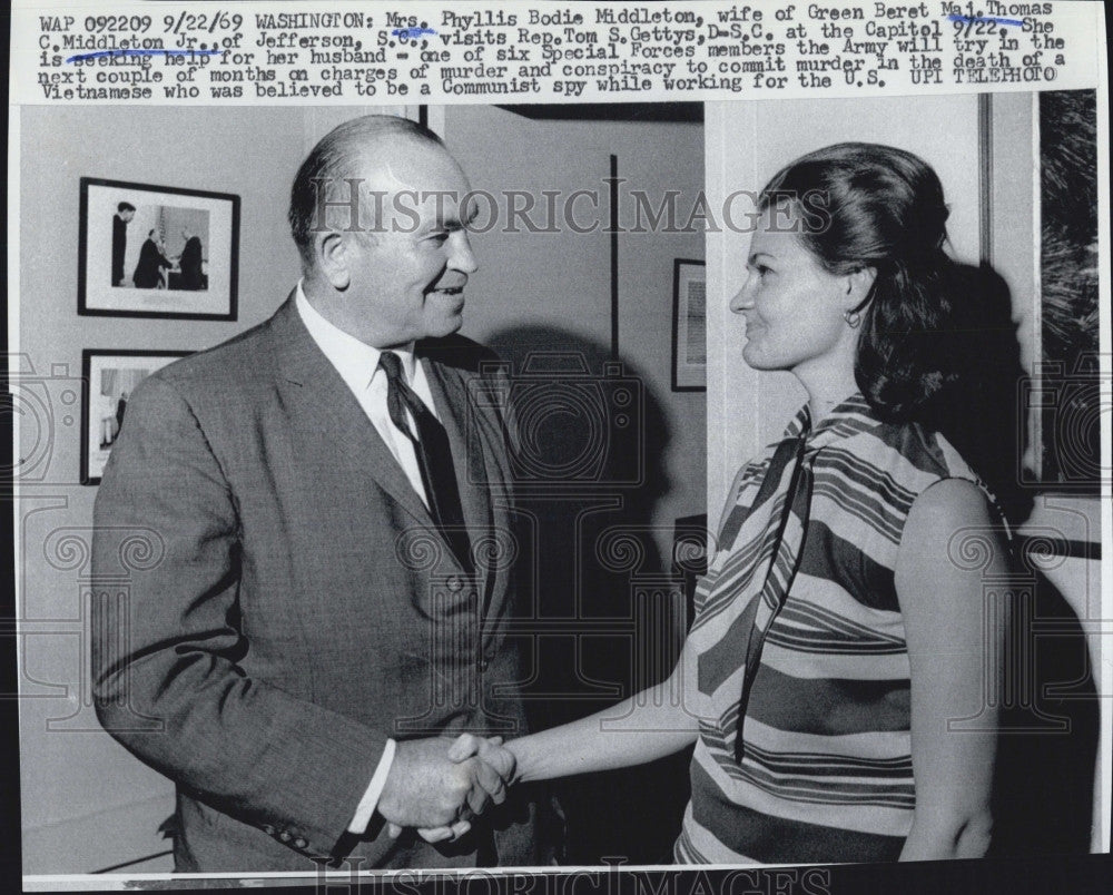 1969 Press Photo Phyllis Bodie Middleton and Rep Tom S Gettys Dem S.C. - Historic Images