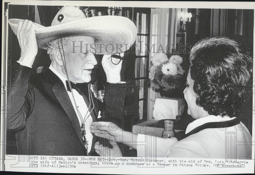 1973 Press Photo Gen. Roland Uichener and Mrs.Luis Kcheverria in Ottawa - Historic Images