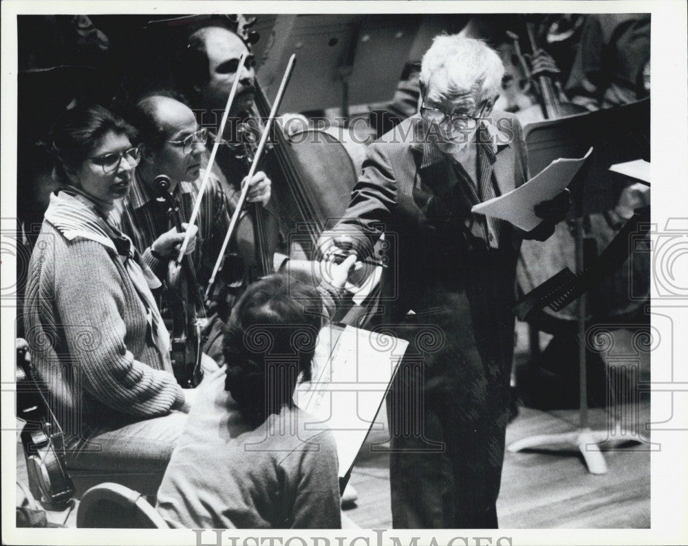 1991 Press Photo Burgess Meridith At Symphony Hall - Historic Images