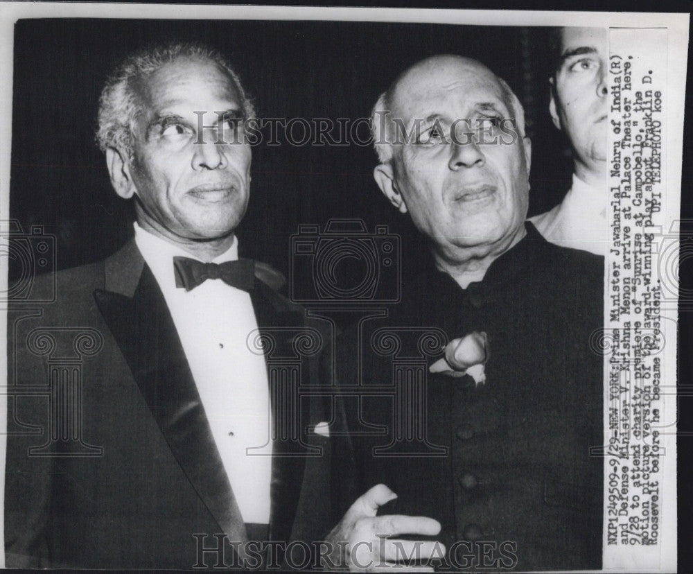 1960 Press Photo Jawaharlal Nehru, Prime Minister of India &amp; V. Menon - Historic Images