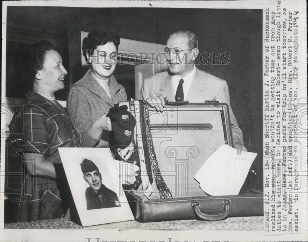 1952 Press Photo Martin J. Ferber waits for his son to return. - Historic Images