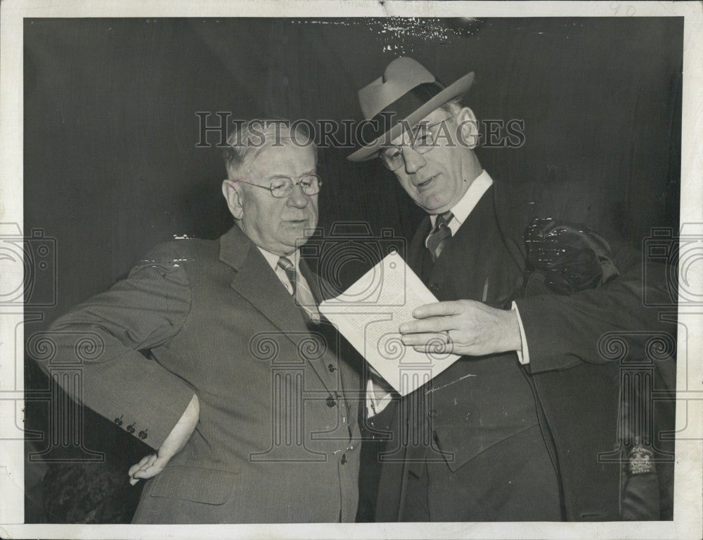 1943 Press Photo Harold Ickes and John McCormick,  Politicians - Historic Images