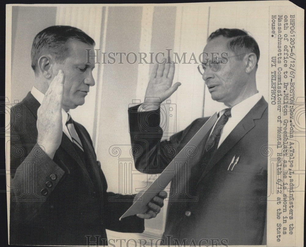 1967 Press Photo Dr. Milton Greenblatt Sworn In Commissioner Of Mental Health - Historic Images