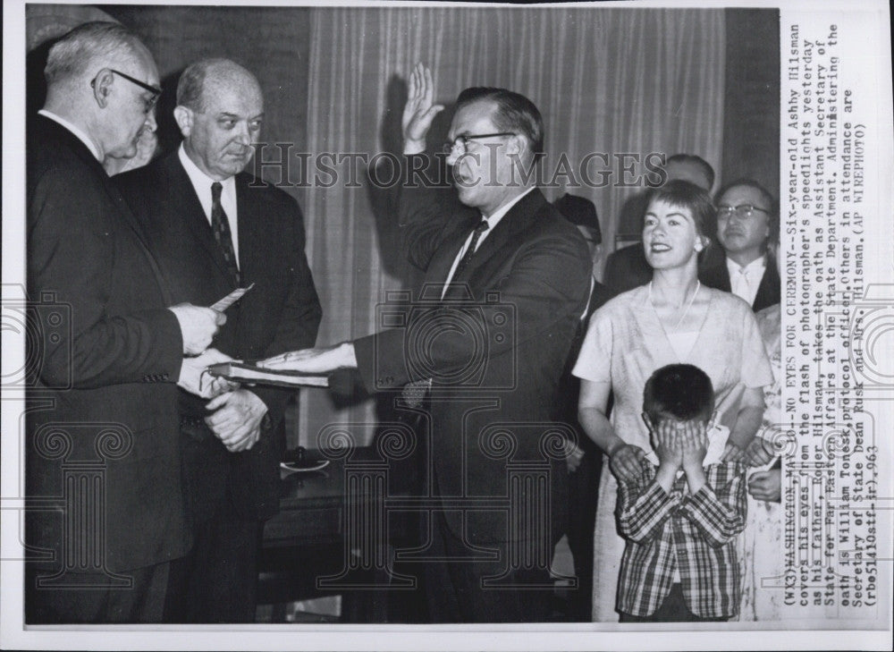 1963 Press Photo Roger Hilsman oath as Asst Sec of State by Wm Tonezk - Historic Images