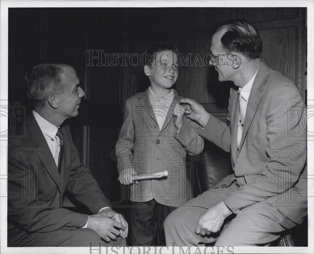 1959 Press Photo Eddie Hodges,Dr JW Yeo &amp; Dr WJ Muelder - Historic Images