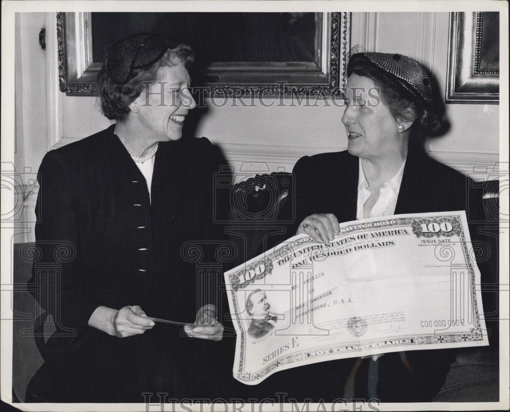 1953 Press Photo Mrs. Christian A. Herter with Anna M. Manion - Historic Images