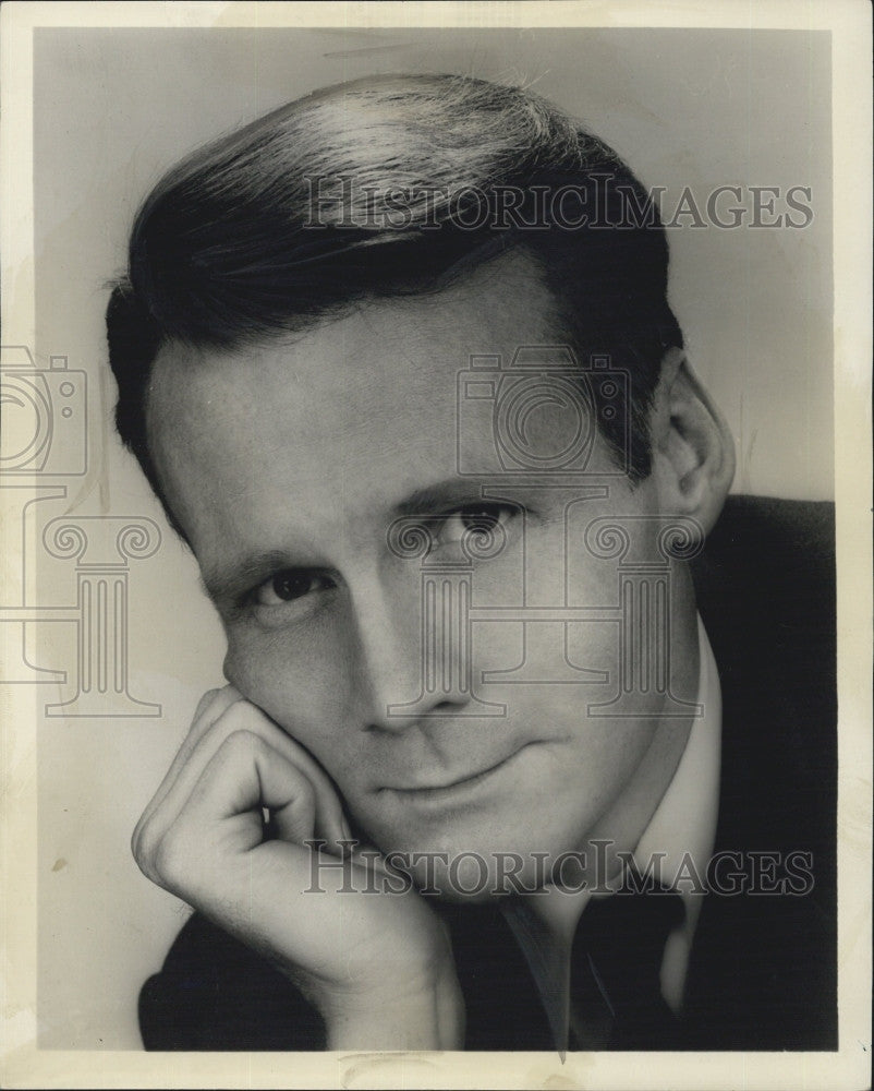 1959 Press Photo Actor Biff McGuire at South Shore Music Circus. - Historic Images