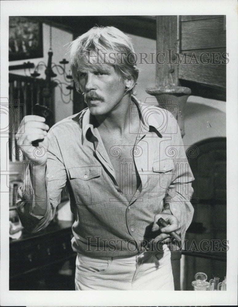 1980 Press Photo Nick Nolte stars in &quot;The Deep I &amp; II&quot; - Historic Images