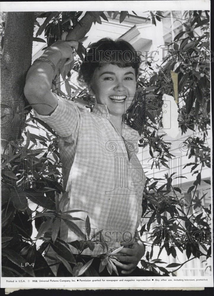 1958 Press Photo Actress Lilo Pulver, as most beautiful eyes - Historic Images