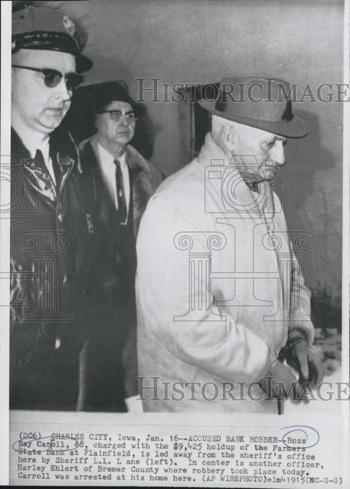 1962 Press Photo Ross Ray Caroll charged with holdup of Farmers State Bank - Historic Images