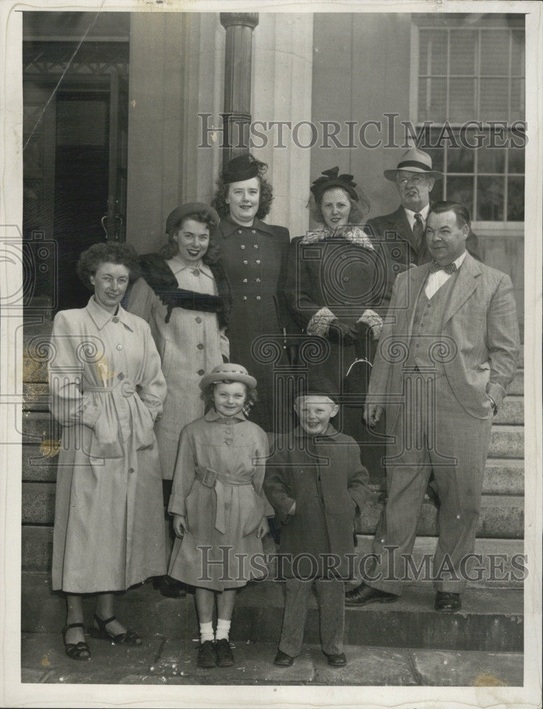 1949 Press Photo Mrs. Kay Carruthers, Mrs. Lillian Sullivan, Jamaica Pallin - Historic Images