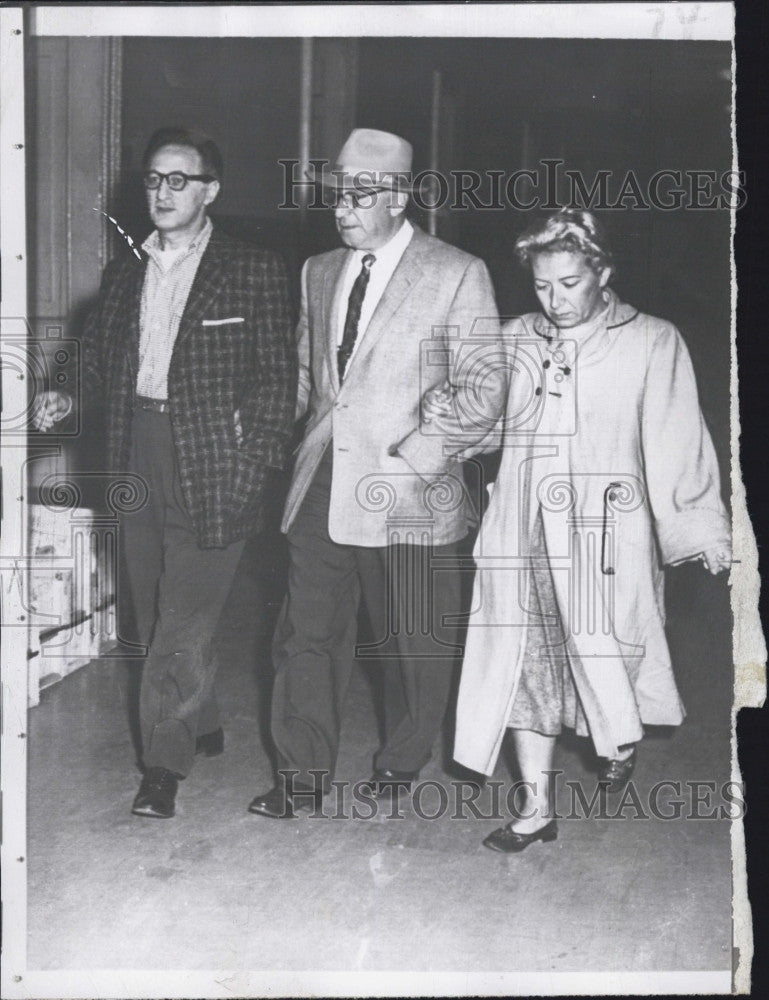 1955 Press Photo Atty Israel Finkelstein,Mr &amp; Mrs Milton Schwartz - Historic Images