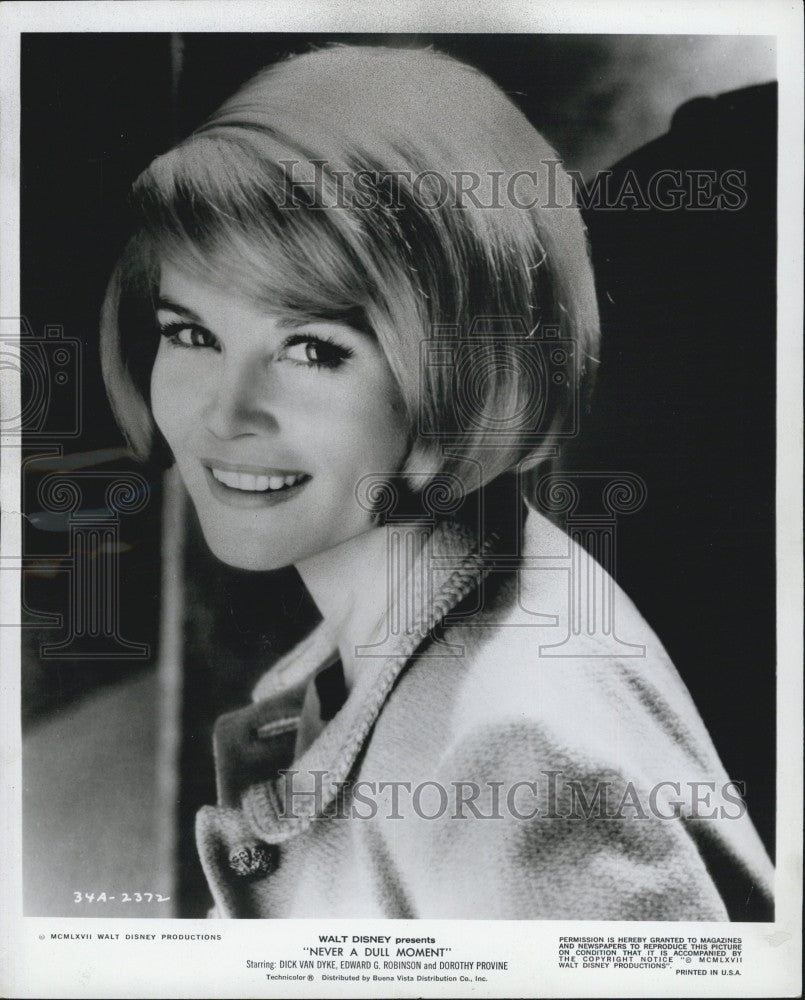 1968 Press Photo Dorothy Provine stars in "Never a Dull Moment" - Historic Images