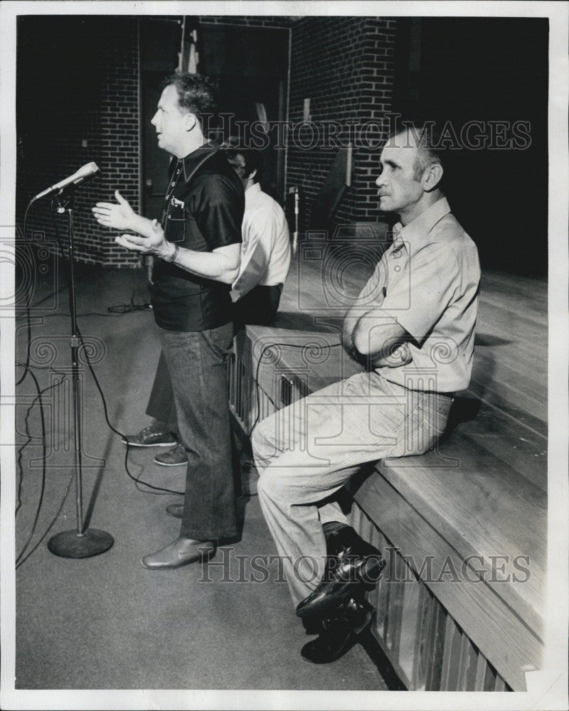 1975 Press Photo Norfolk prison lifers, Art DeVLin &amp; Henry Arsenault - Historic Images