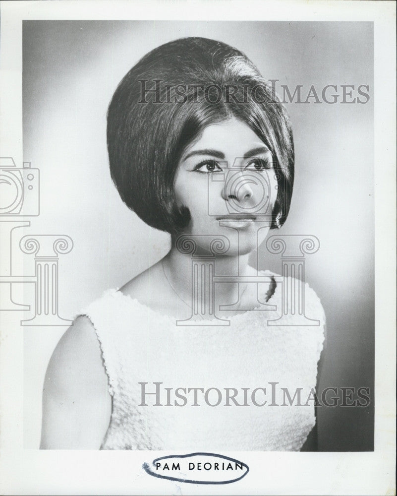 Press Photo Pam Deorian - Historic Images