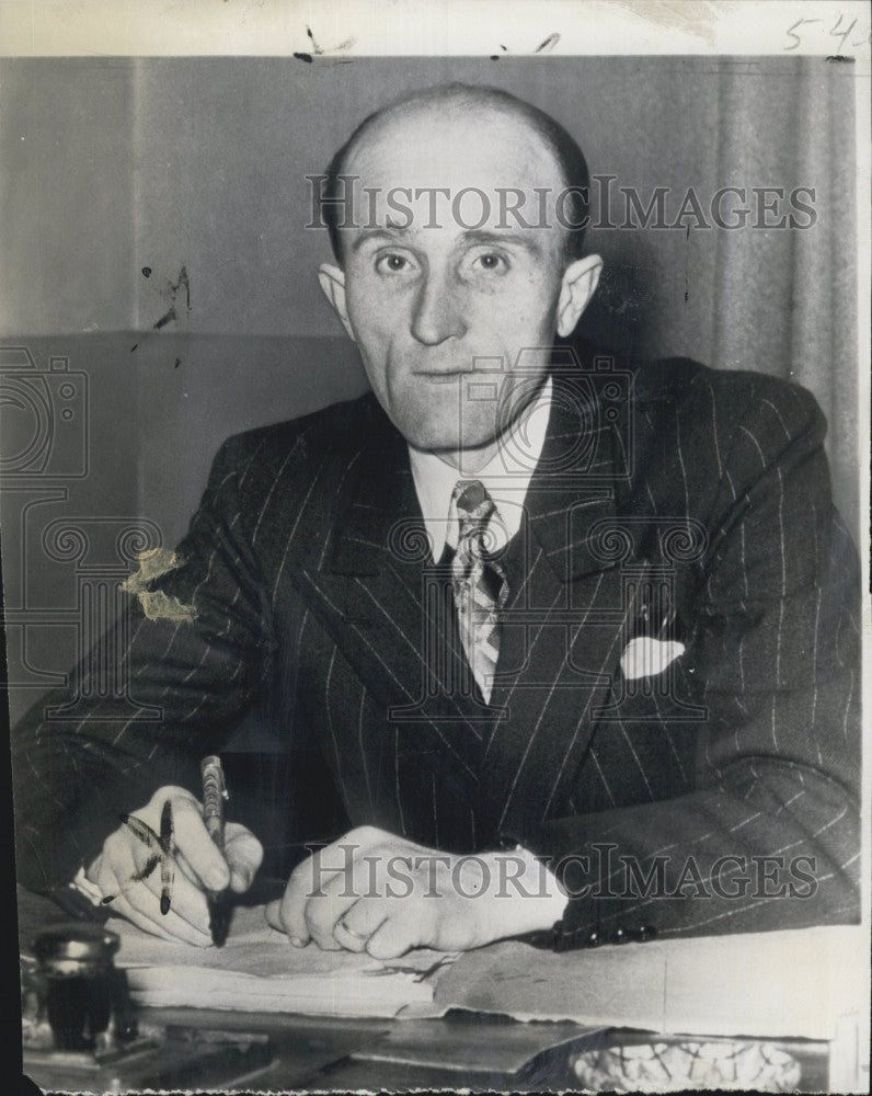 1949 Press Photo Paul Derigon,Communist mayor in France - Historic Images