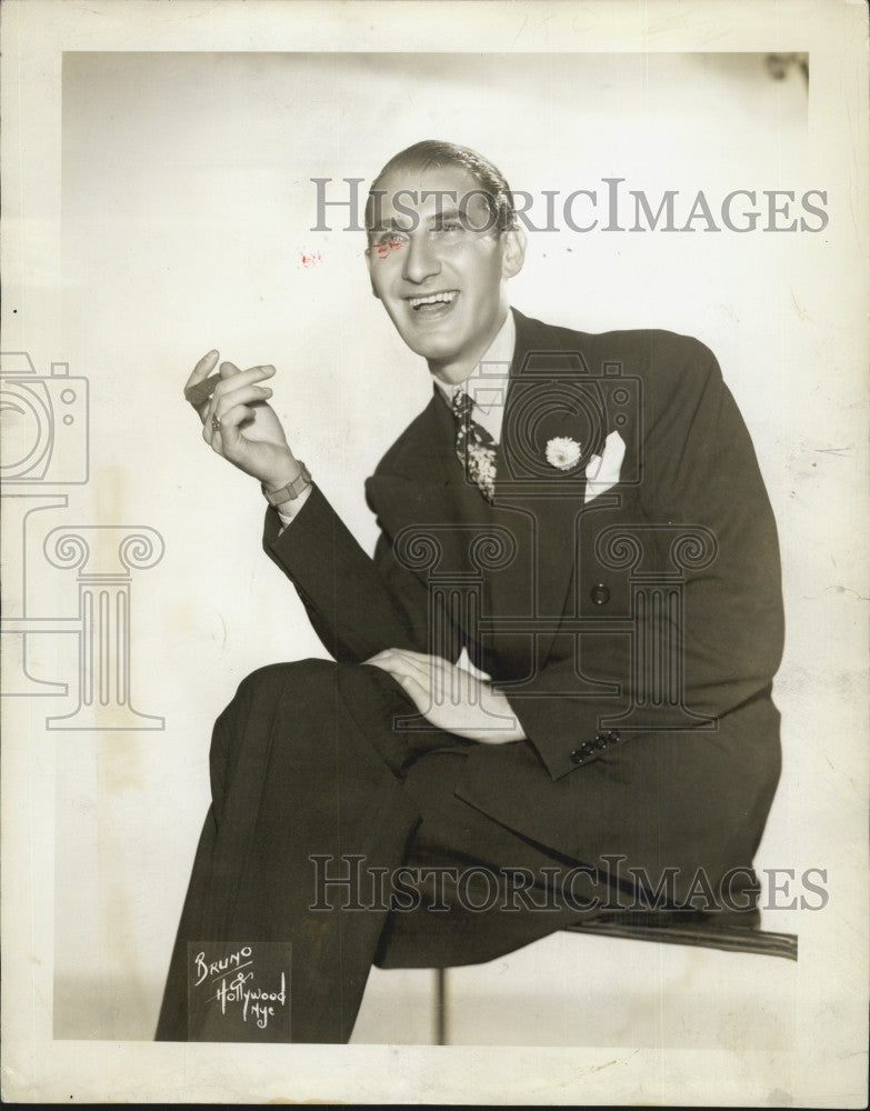 1945 Press Photo Comedian, Henny Youngman - Historic Images