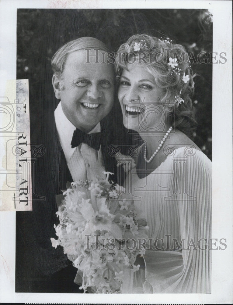 1977 Press Photo Dick Van Patten & Betty Buckley Star In Eight Is Enough - Historic Images