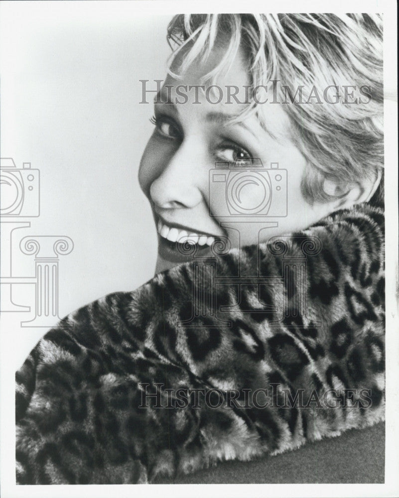 Press Photo Betty Buckley, Actress - Historic Images