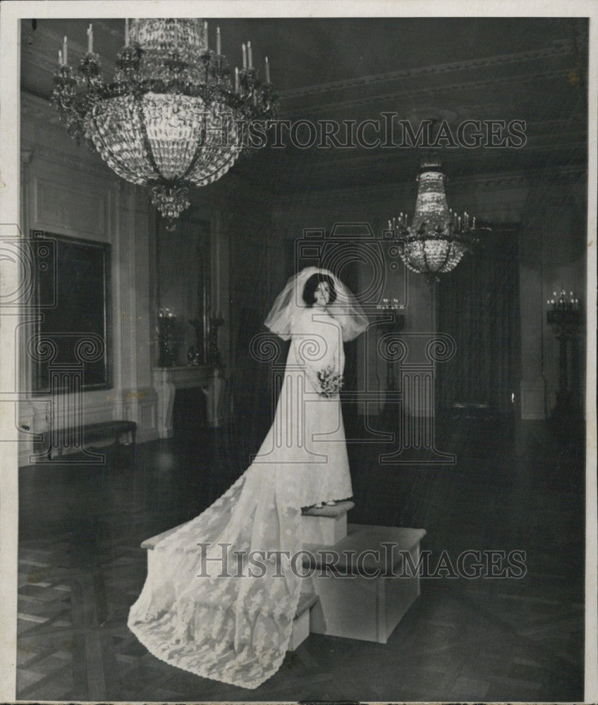 Press Photo Bride to Be - Historic Images