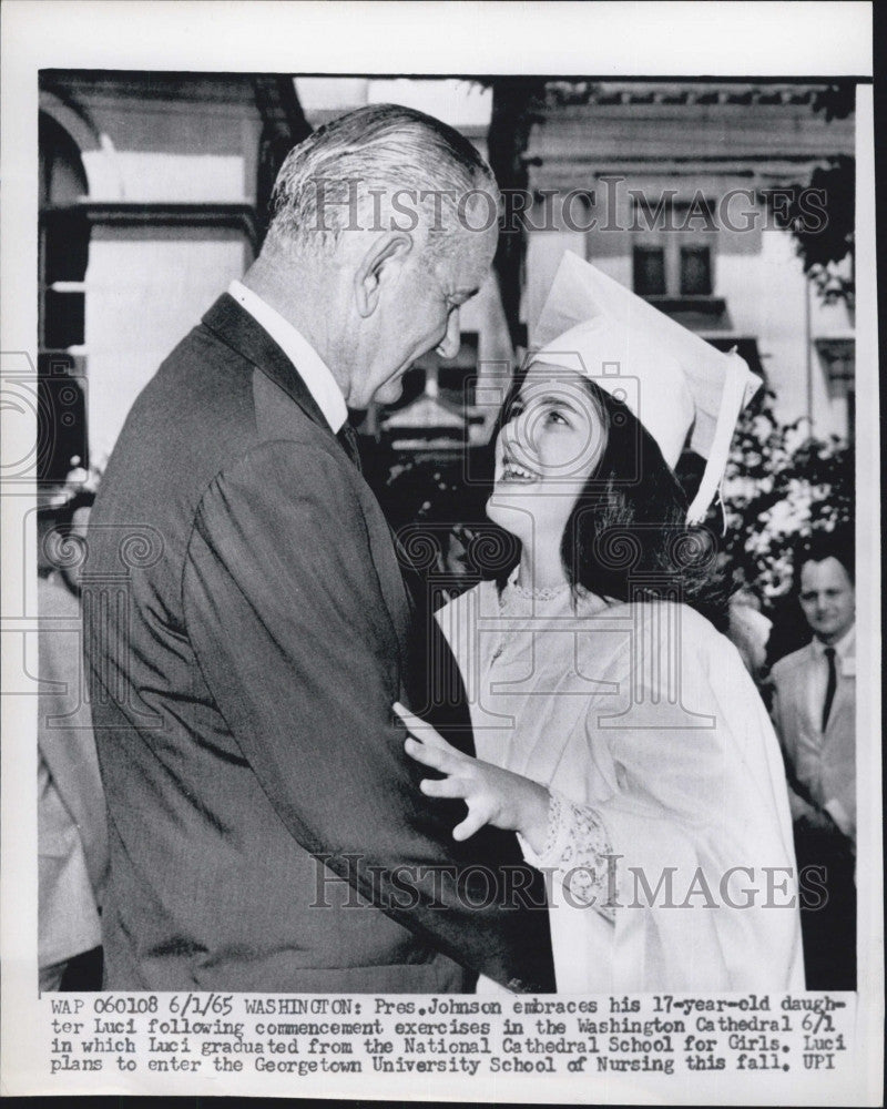 1965 Press Photo President Johnson and his 17-year-old-daughter Luci - Historic Images