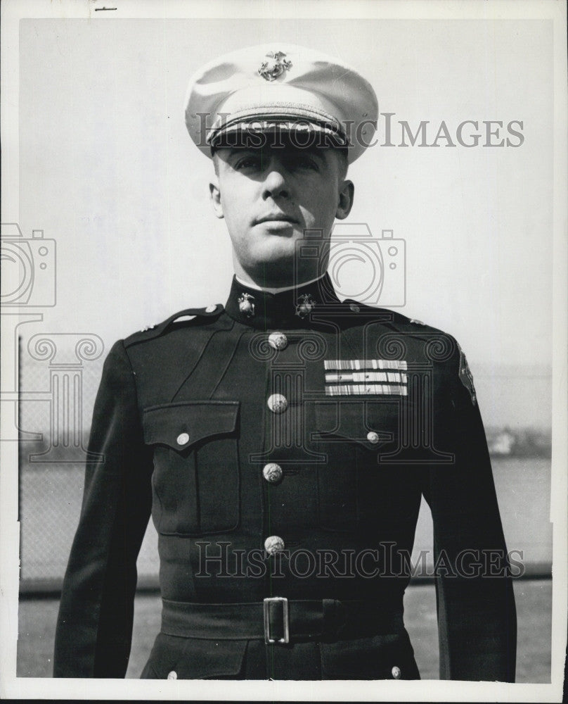 1945 Press Photo Major Jonas Platt INO Marine Provisional Honor Guard - Historic Images