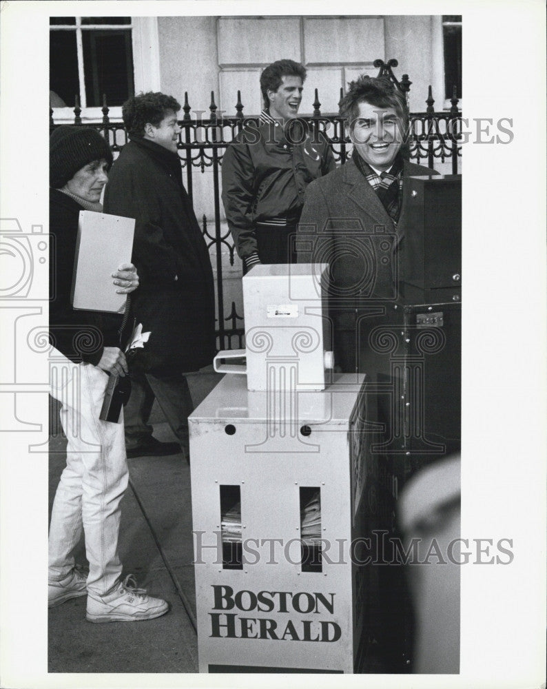 1990 Press Photo Ted Danson of Cheers with Governor Dukakis - Historic Images