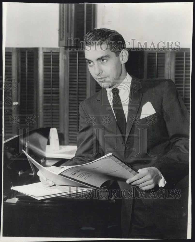 1963 Press Photo John Browninf, Pianist - Historic Images