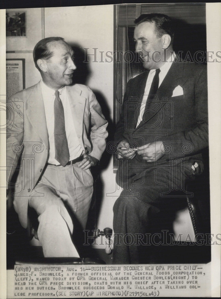 1943 Press Photo James Brownlee &amp; Chester Bowles Brownlee is New GOA Gen Manager - Historic Images